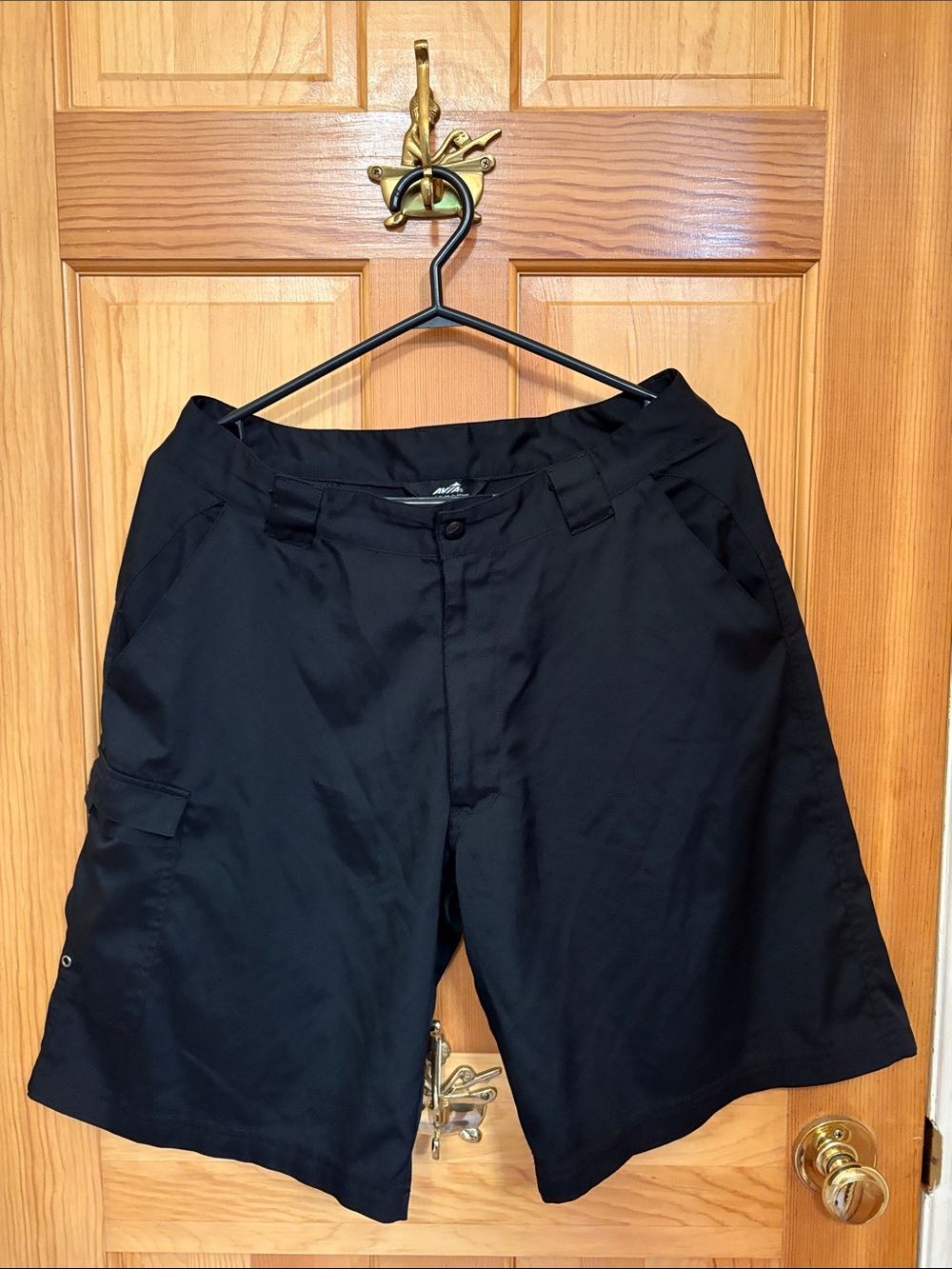 Avia Black Men's Cargo Shorts